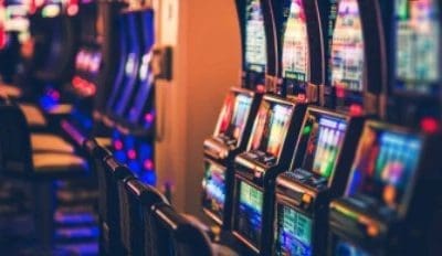 Navigate the World of Online Casinos: Strategies for Success!